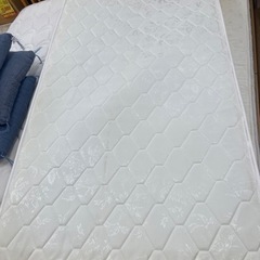 シングルベット★枠組みとマットのセット★近隣配送配送・組み立て可能！