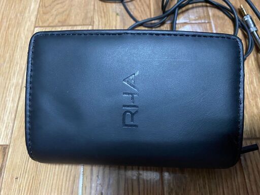 RHA　earphone
