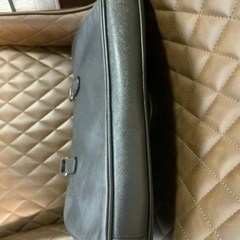 ジョルジオアルマーニ ビジネスバッグ 横40、高さ46、奥行き5センチ