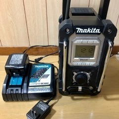 マキタラジオBluetooth機能付き　バッテリー充電器セット