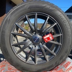 (取り引き中)ホイール付きスタッドレスタイヤ4本セット