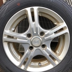 スノータイヤお譲りします