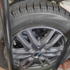 PIRELLI スタットレスタイヤ 4本セット（4穴）185/60R15 アルミホイル付き