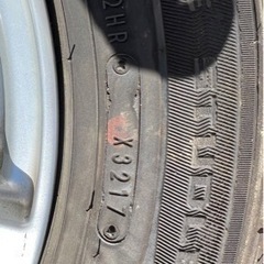 スタッドレスタイヤ　175/70R14 