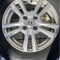 スタッドレスタイヤ　175/70R14 