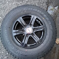 ハイエース DOS SJ-T6 ホイール + スタッドレス