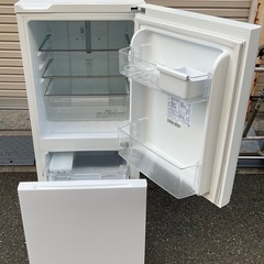 【RKGRE-775】特価！ハイセンス/Hisense/134L 2ドア冷凍冷蔵庫/HR-G13A-W/中古品/2019年製/当社より近隣無料配達！