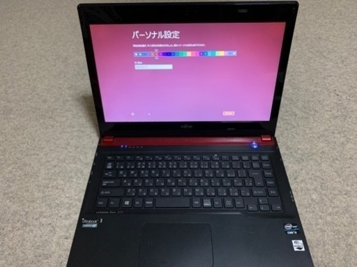 富士通FMV LIFEBOOK UH55K レッド インテル® Core™ i3-3227U プロセッサー