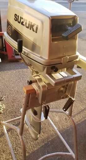 引取限定 スズキ SUZUKI DT4 00402S 船外機 4馬力