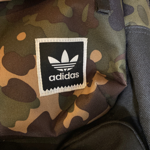 Adidas 迷彩 リュック Crn 高知の車のパーツの中古あげます 譲ります ジモティーで不用品の処分