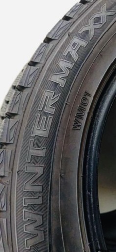 ダンロップ製4本セットバリ溝　スタッドレス　17インチ用　215/55R17