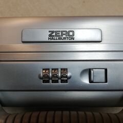 美品】ゼロハリバートン ダイヤルロック付き ジュラルミン/アルミ合金
