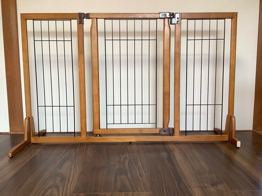 訳あり 置くだけ 犬用 フェンス オートロック リッチェル 犬 柵 室内 木製おくだけドア付ペットゲート ハイタイプ ワイド ブラウン Yu 葛飾のその他の中古あげます 譲ります ジモティーで不用品の処分