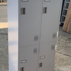 KM109 ニトリ スチールロッカー 幅60.8×奥行51.5×高さ179cm