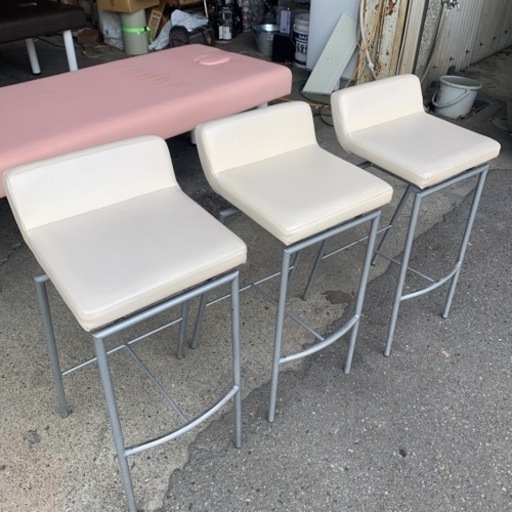 カウンターチェア3脚