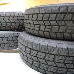 スタッドレスタイヤホイール付き　４本　１６５/６５Ｒ１４　７９Ｑ　１シーズン着用　美品