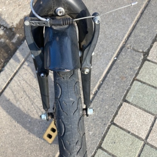 折り畳み20インチ6段ギア アルミフレーム 12キロ ロードタイヤ V