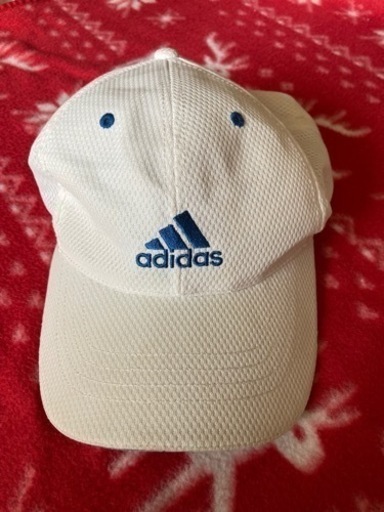 Adidas キャップ白 あーちゃん 上田の小物 帽子 の中古 古着あげます 譲ります ジモティーで不用品の処分 Adidas キャップ白 あーちゃん 上田の小物 帽子 の中古 古着あげます 譲ります ジモティーで不用品の処分
