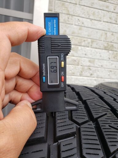 今だからこの価格❕195/65R/15アルミホイル付冬用タイヤ4本価格山は80 