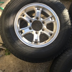 ［値下げ最終］ハイエース　ホイール　スタッドレス