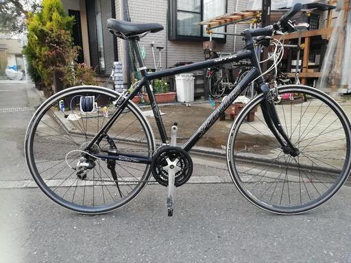 クロスバイク 700c 黒 sirrus 24速　軽快23c グリップ新品交換済　510mm　埼玉県狭山市引き取り限定