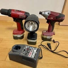 インパクト　ドリル　ライト　充電器 工具　diy