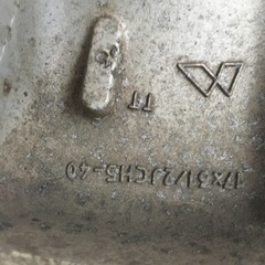 スタッドレスタイヤ　17インチ　日産純正ホイール　エクストレイル