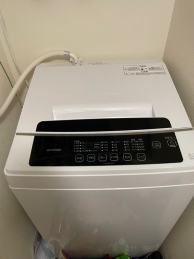 アイリスオーヤマ　洗濯機　6kg IAW-T602E