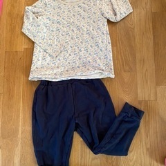 UNIQLOパジャマ120