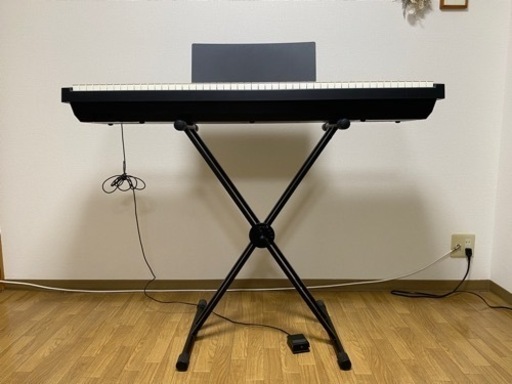 鍵盤楽器、ピアノ Roland FP-30