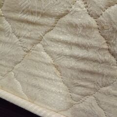 シーリー　レッグタイプダブルベッド　ポスチャーテックコイル6732【愛品倶楽部柏店　問い合わせ番号 153-017772 002】 