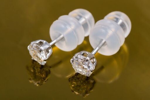 Pt900 ダイヤモンド ピアス 品番p20-498 Pt900 ダイヤモンド ピアス 品番p20-498