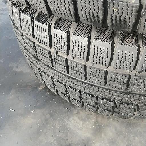 本日お渡しできます。プリウス215/55R17 スタッドレス4本 【公式通販】