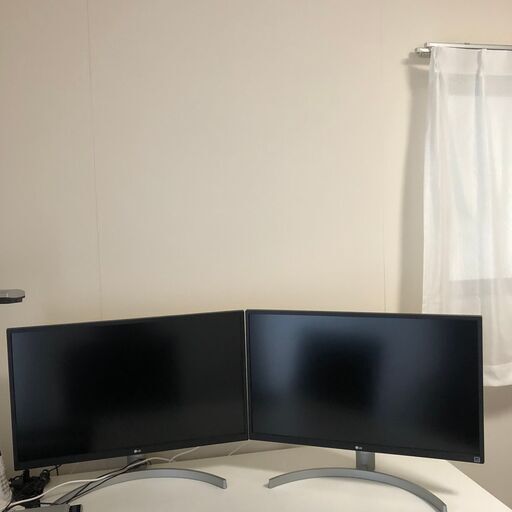 パソコンディスプレー　LG 27UL550　2台　 [27型 HDR対応4Kモニター（3840×2160）]　中古　キレイ
