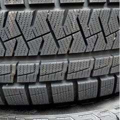 スタッドレス　2019年製　スイフトスポーツ　ミニバン　ノア　ヴォクシー　ステップワゴン　セレナ　SX4 2019年製　ピレリ