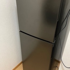 冷蔵庫【使用期間1年半】