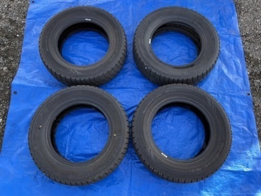 ミニバン等に！バリ溝9分山！AUTOBACS/オートバックス NorthTrek N3i 205/65R15 4本セット／2017年 スタッドレスタイヤ／中古 ミニバン等に！バリ溝9分山！AUTOBACS/オートバックス NorthTrek N3i