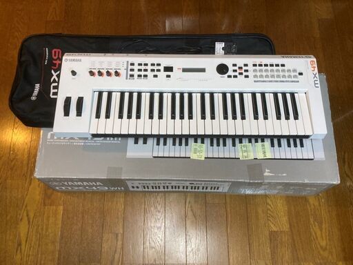 YAMAHA MX49　希少なホワイトモデル！