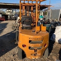 コマツフォークリフト1.4トンガソリン。
