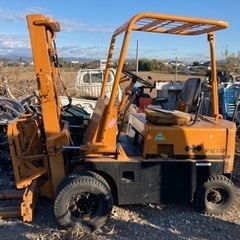 コマツフォークリフト1.4トンガソリン。