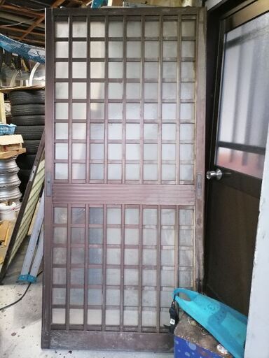 玄関引戸　YKK 　2枚　枠無し