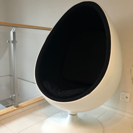 卵型椅子