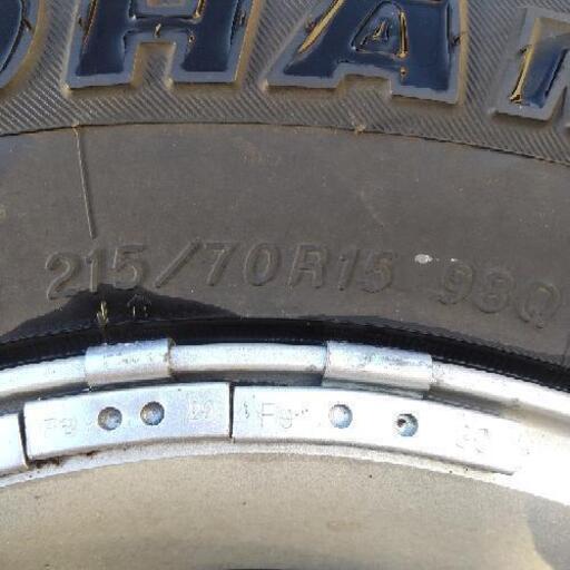 スタッドレスタイヤ 215/70R15 ジムニーに履かせていました