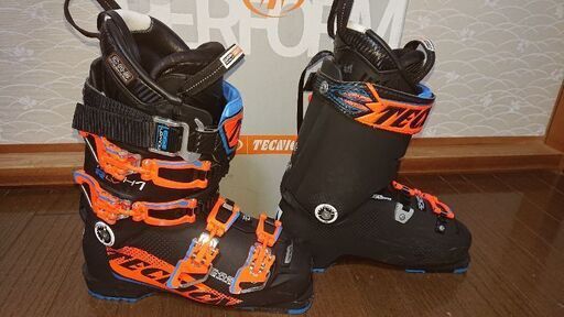 スキー 25-25.5 TECNICA MACH1 R LV 130 2022-2023 Tecnica Mach1 MV 130 & Mach1 LV 130 | Blister Review