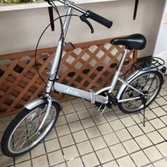 折り畳み自転車　新古品　3,000円