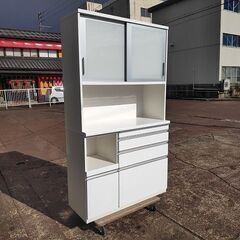 松田家具　白エナメル塗装　キッチンボード　食器棚『美品中古』W1...