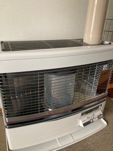 最終値下げ！早い者勝ち　煙突式ストーブ　トヨトミ製　2017年購入