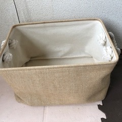 【中古】バスタオル入れ