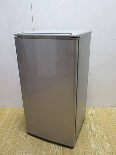 ss3136　アクア　1ドア冷蔵庫　AQR-81E　75L　シルバー　AQUA　ノンフロン　直冷式　1ドア　小型冷蔵庫　単身向け　ミニ　サブ　コンパクト