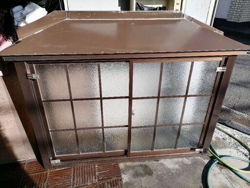 YKK  出窓サッシ　幅142cm/高さ100 cm　中古
